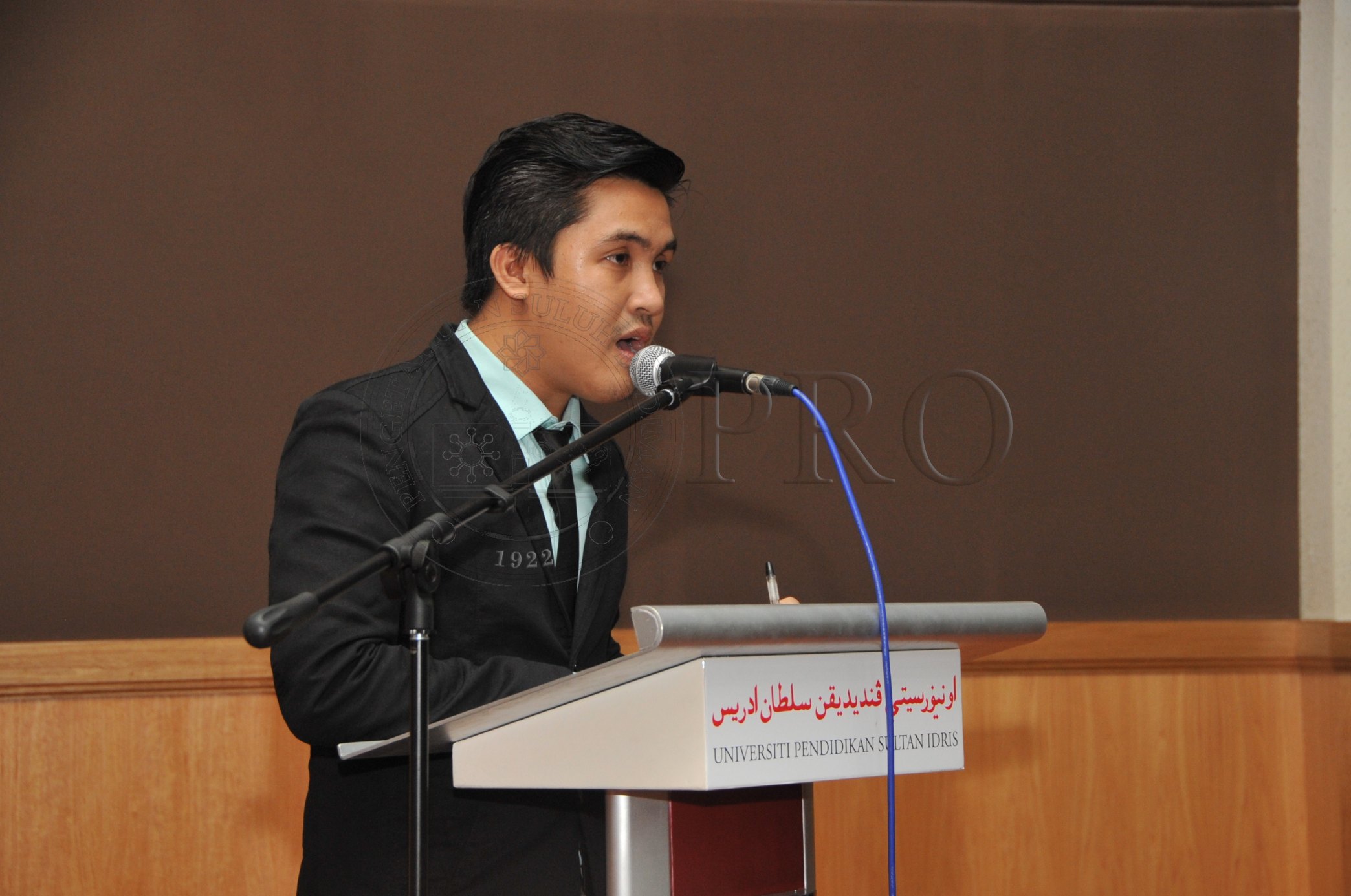 PRO 14 50 RECORD PRO 6830